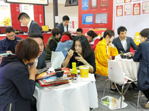 粥员外武汉展会现场