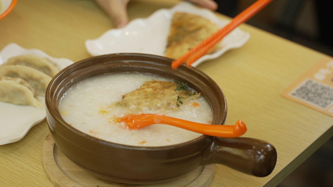粥员外粥店加盟