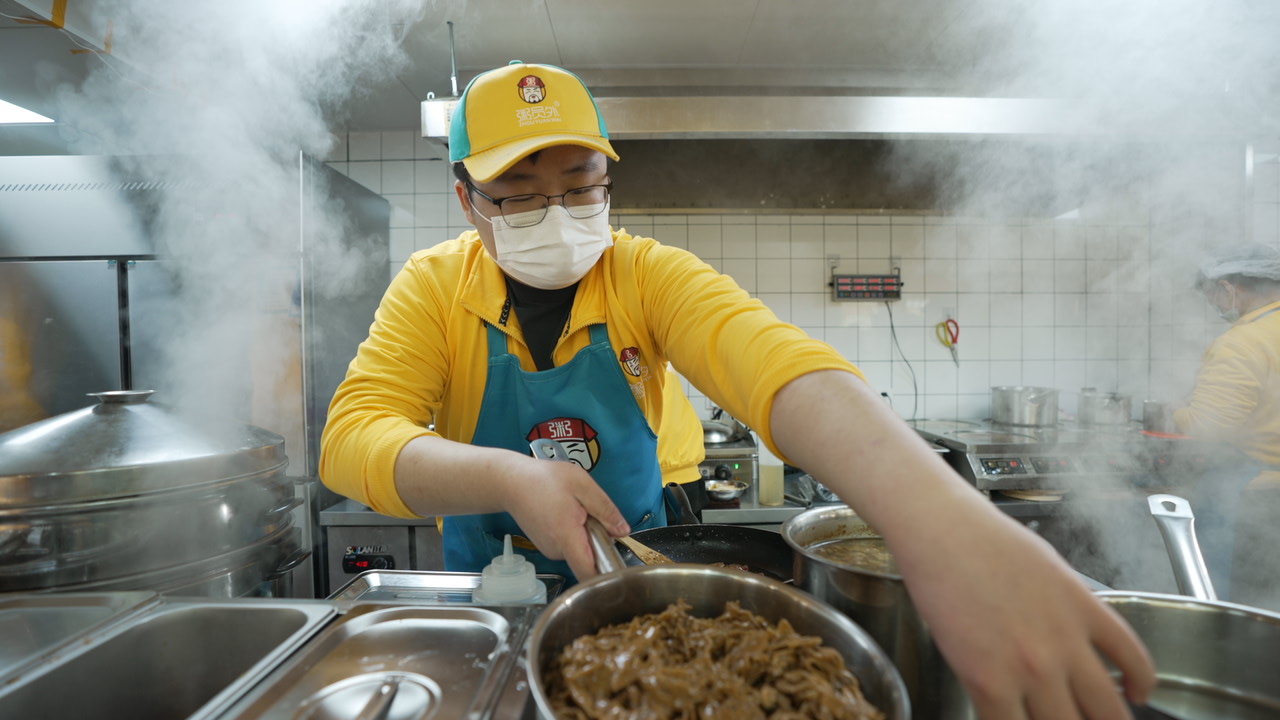 粥员外砂锅粥店加盟