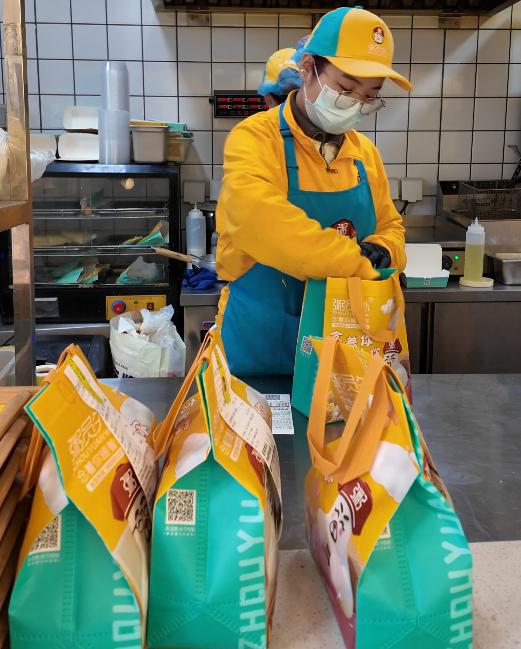粥铺连锁店赚钱